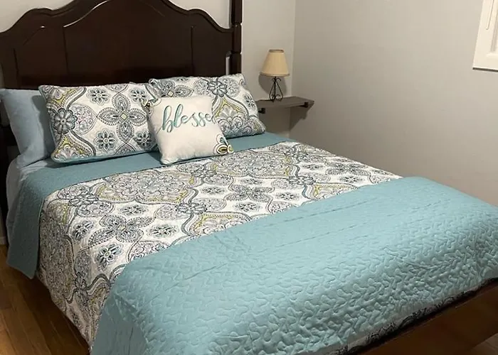 Charming 2-bedroom House For A Peaceful Getaway Apartamento *
